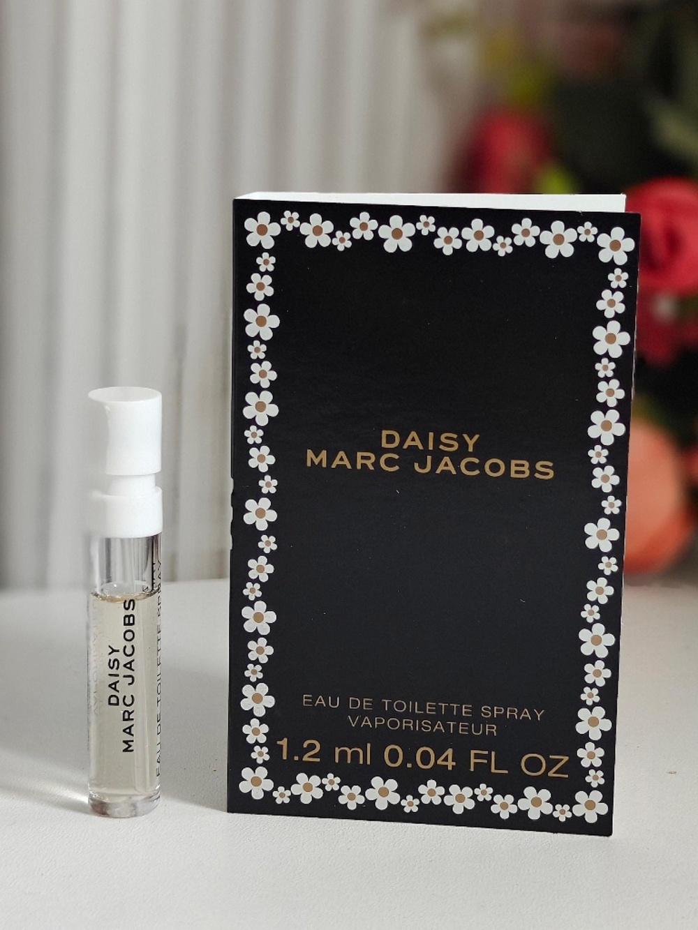 New Marc Jacobs Daisy EDT 0.04 Oz/1.2 ML Sample Spray